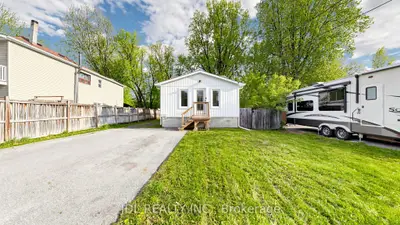 245 Royal Road, Georgina, On L4p 2t9