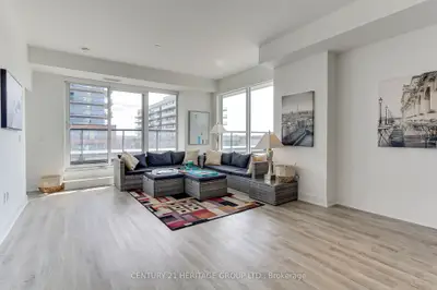 185 Deerfield Road 503, Newmarket, On L3y 0g7