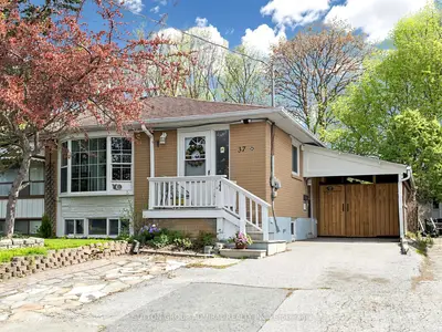 37 Newbury Drive, Newmarket, On L3y 4p9