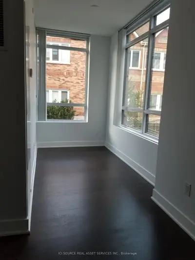 7608 Yonge Street 210, Vaughan, On L4j 0j5