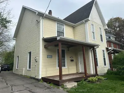 173 B Prospect Street, Newmarket, On L3y 3t7