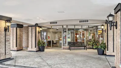 610 Bullock Drive 314, Markham, On L3r 0g1