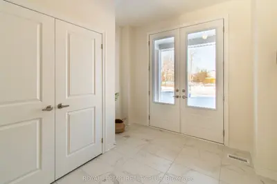 147 Dovedale Drive, Georgina, On L4p 0s6