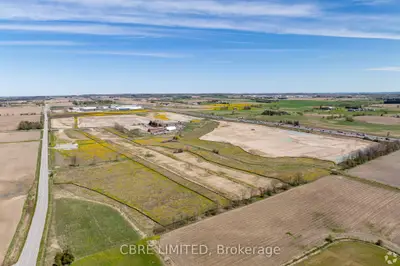 2279* 5th Side Road Option 1, Bradford West Gwillimbury, On L3z 2j6