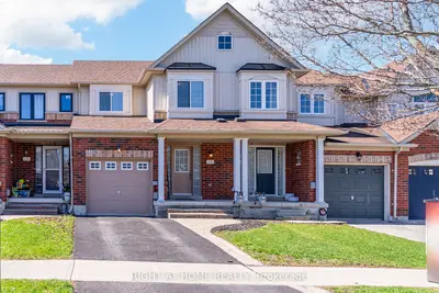 105 Hammill Heights, East Gwillimbury, On L0g 1m0