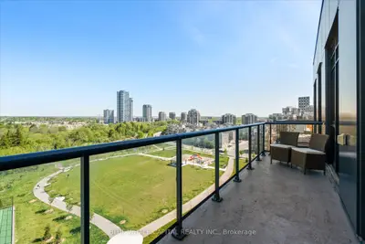 10 Rouge Valley Drive W 926, Markham, On L6g 0g9