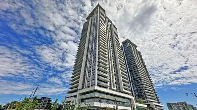 38 Gandhi Lane 2615, Markham, On L3t 0g9