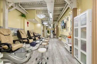8740 Jane Street 14, Vaughan, On L4k 0e7