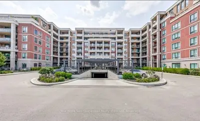 25 Baker Hill Boulevard 610, Whitchurch-stouffville, On L4a 4r5
