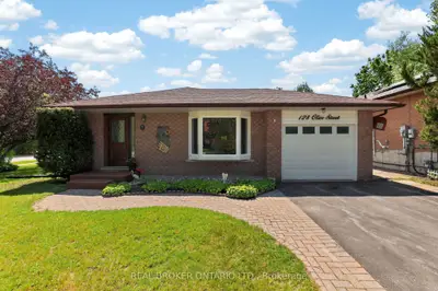 128 Olive Street, East Gwillimbury, On L9n 1m2