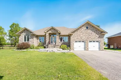 30 Fisher Drive, Adjala-tosorontio, On L0m 1j0