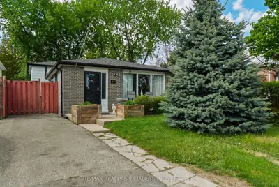 34 Alphonsus Court, New Tecumseth, On L0g 1w0