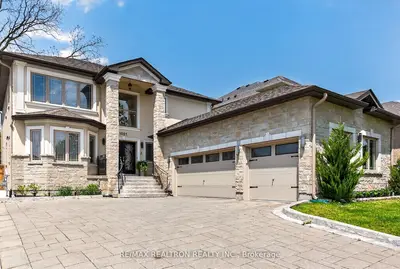 1001 Gorham Street, Newmarket, On L3y 5g9