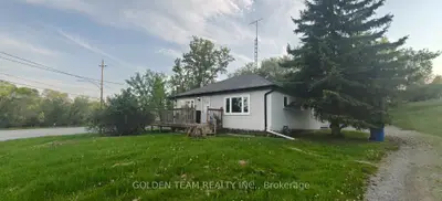 506 The Queensway S, Georgina, On, L4p 2e4