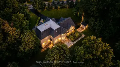 19 Glenhill Trail, Whitchurch-stouffville, On L4a 1l9