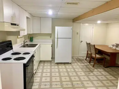 16414 Mccowan Road Unit 2, Whitchurch-stouffville, On L4a 2a2