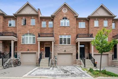 8777 Dufferin Street 45, Vaughan, On L4j 8w3