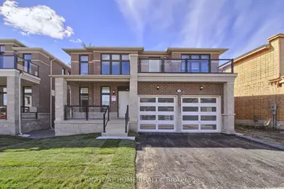 31 Dorothy Caine Crescent, Georgina, On L4p 3e9