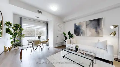 481 Rupert Avenue 120, Whitchurch-stouffville, On L4a 1y7