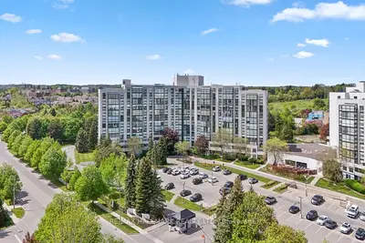 40 Harding Boulevard W 904, Richmond Hill, On L4c 9s5