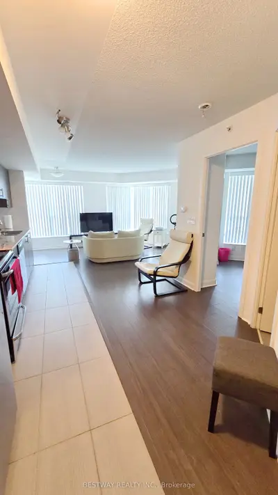 75 Norman Bethune Avenue 208, Richmond Hill, On L4b 0b6