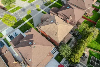 258 Valleymede Drive, Richmond Hill, On L4b 2b4