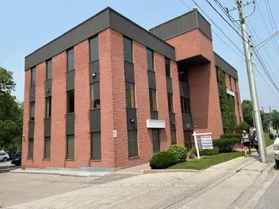 30 Prospect Street 302, Newmarket, On L3y 3s9