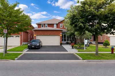 92 Weldrick Road E, Richmond Hill, On L4c 8t7