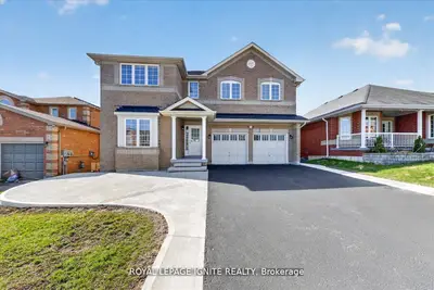 1447 Bassingthwaite Court, Innisfil, On L9s 0e1