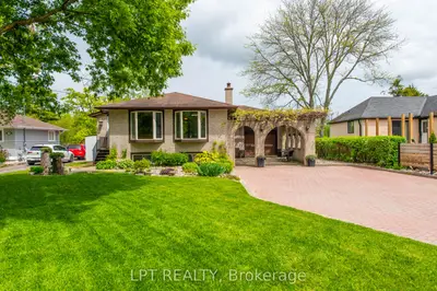 233 Sand Road, East Gwillimbury, On L9n 1k1