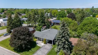 49 Colbeck Crescent, New Tecumseth, On L9r 1b7