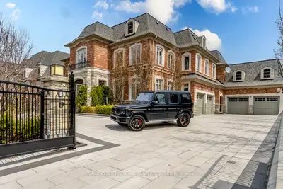 7 Maryvale Crescent, Richmond Hill, On L4c 6p6