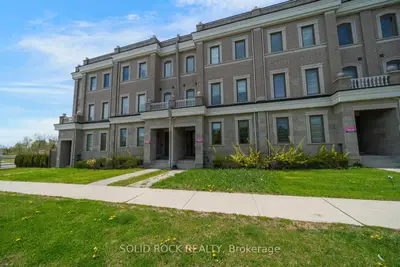 9376 Bayview Avenue, Richmond Hill, On L4c 5h3