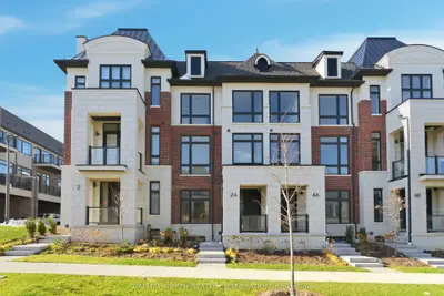 2a Mccachen Street, Richmond Hill, On L4e 1l4