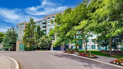 3 Ellesmere Street 217, Richmond Hill, On L4b 4n2