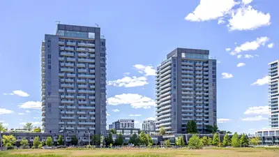 65 Oneida Crescent 1106, Richmond Hill, On L4b 0g9