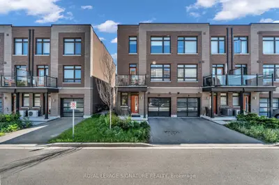 13 Bluenose Street, Vaughan, On L4l 0l7