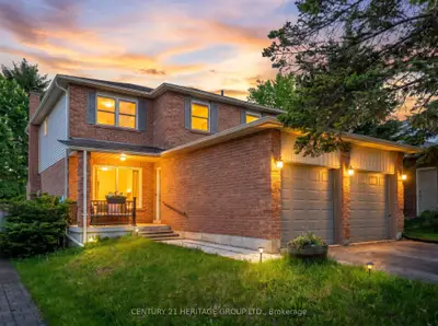 228 Billings Crescent, Newmarket, On L3y 7y6