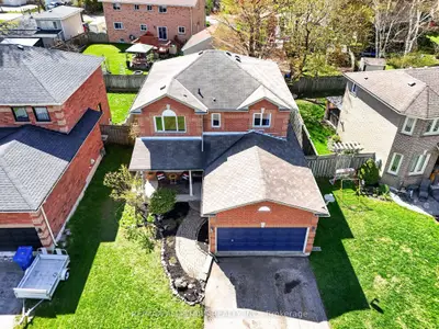 17 Margaret Place, Georgina, On L4p 3x2