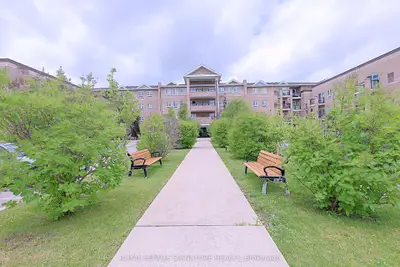 481 Rupert Avenue 223, Whitchurch-stouffville, On L4a 1y7
