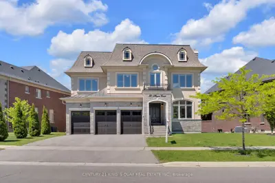 32 Hogan Court, King, On L7b 0m1