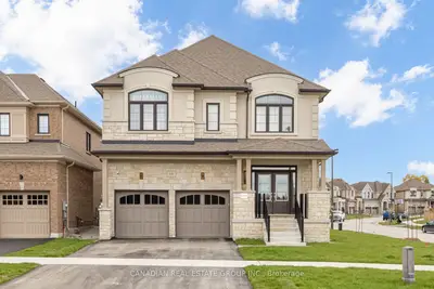 141 Danny Wheeler Boulevard, Georgina, On L4p 0j4