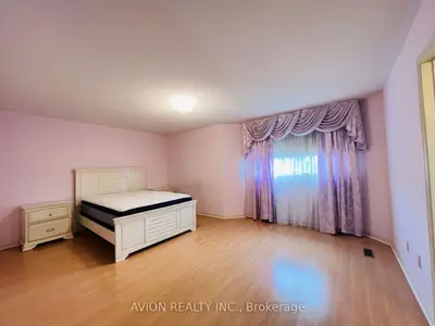 15 Cantertrot Court Masterbedroom, Vaughan, On L4j 7x7