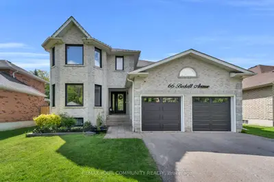 66 Beckett Avenue, East Gwillimbury, On L9n 1r8
