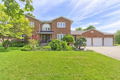 Detached in King