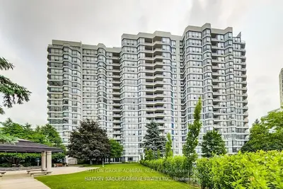 7300 Yonge Street 302, Vaughan, On L4j 7y5