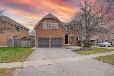 Detached in Markham