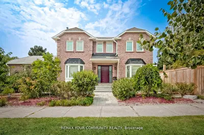 Detached in Richmond Hill
