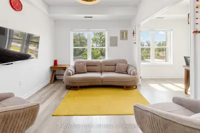 3865 Major Mackenzie Drive W 216, Vaughan, On L4l 4p4
