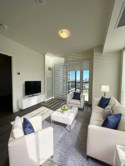 Condo Apartment in Vaughan